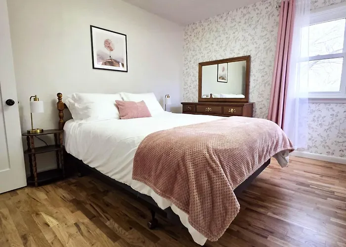 3 Bd, 2 Ba, 6-8 For Families, Near Park & Uw Сasa de vacaciones Laramie